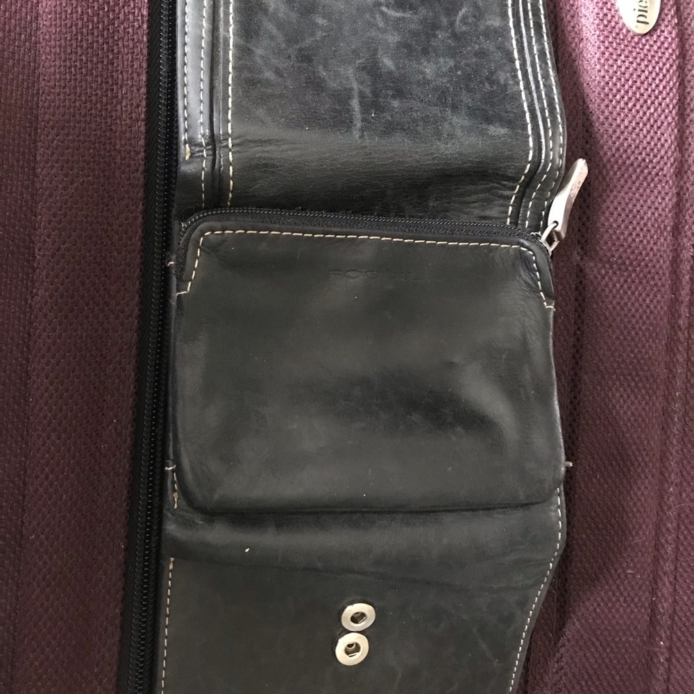 Fossil leather wallet